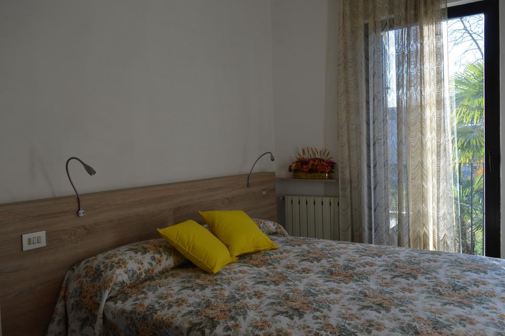 Il Corso Bed and Breakfast Novara Exteriör bild