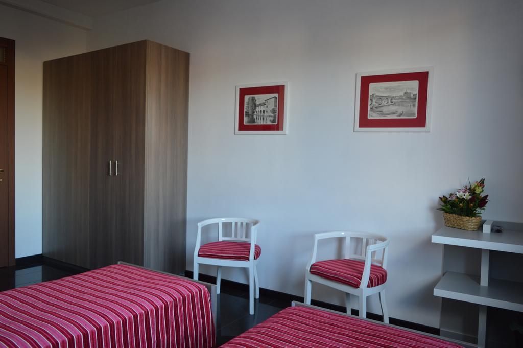Il Corso Bed and Breakfast Novara Exteriör bild
