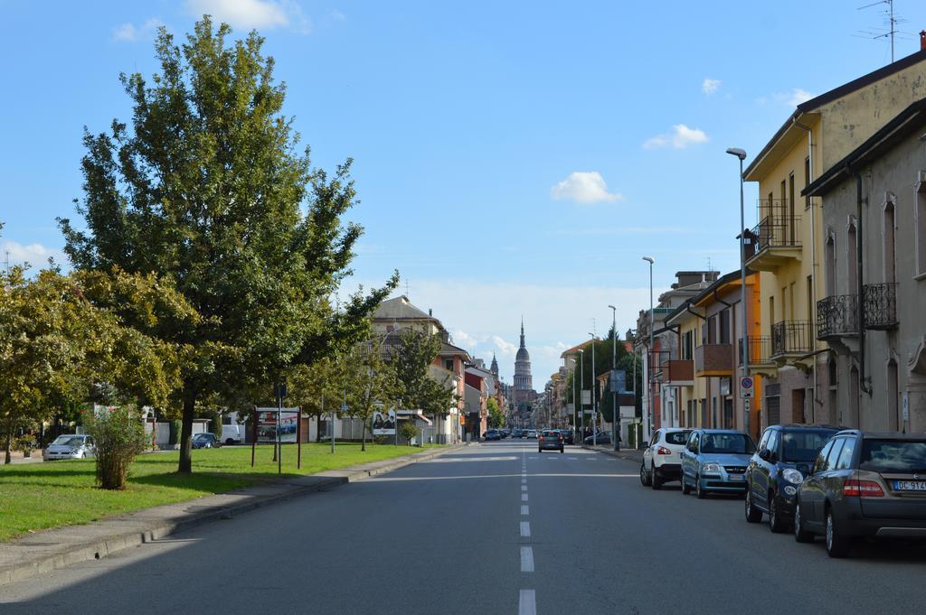 Il Corso Bed and Breakfast Novara Exteriör bild