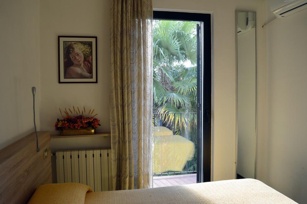 Il Corso Bed and Breakfast Novara Exteriör bild