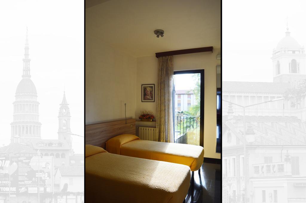 Il Corso Bed and Breakfast Novara Exteriör bild